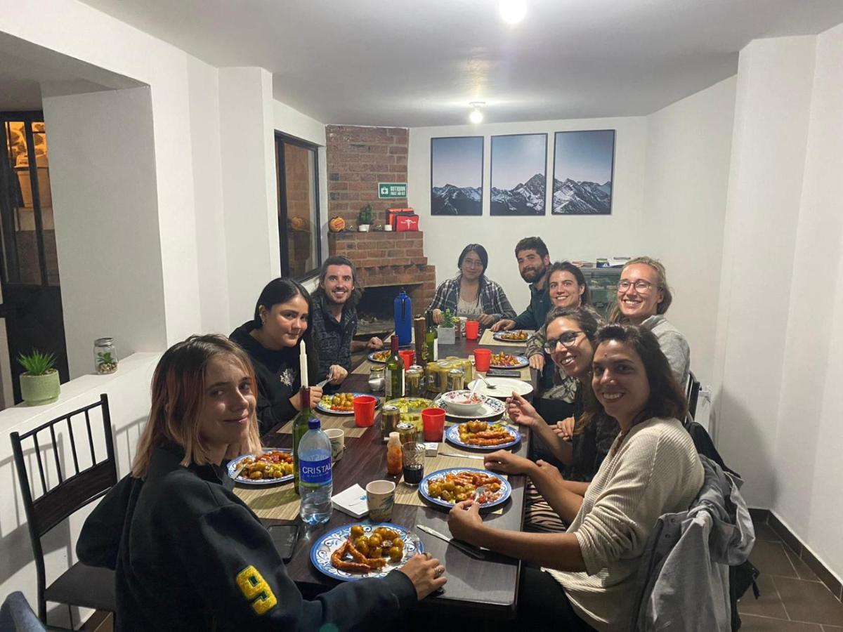 מונגי Celavi Hostel מראה חיצוני תמונה