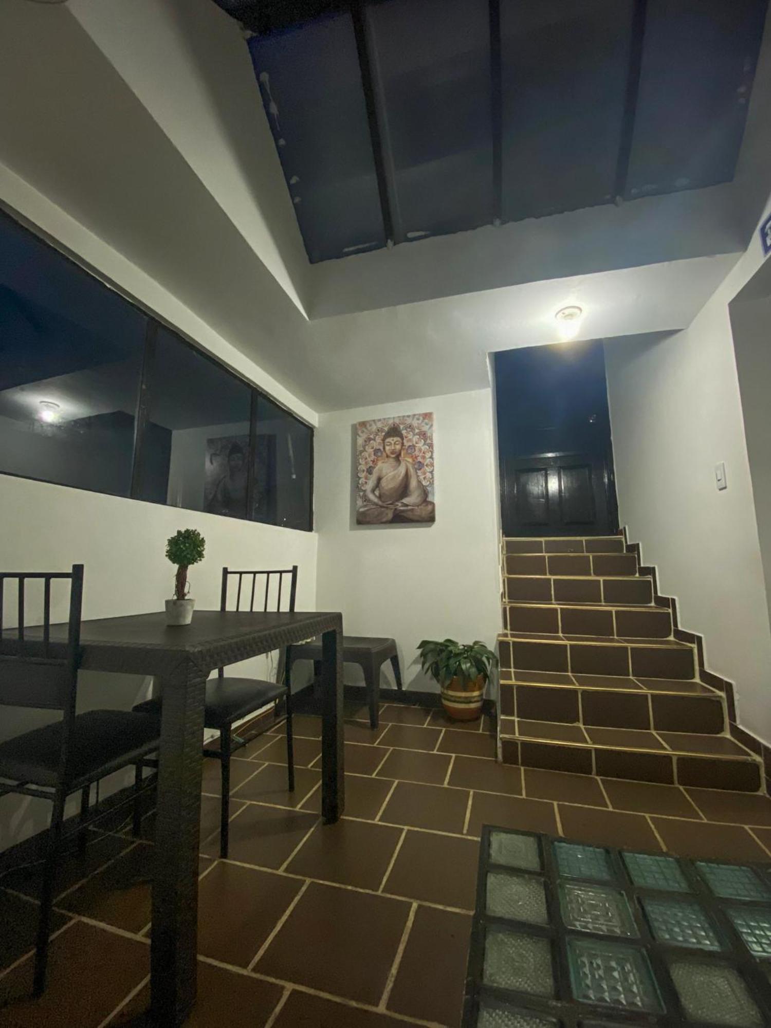 מונגי Celavi Hostel מראה חיצוני תמונה